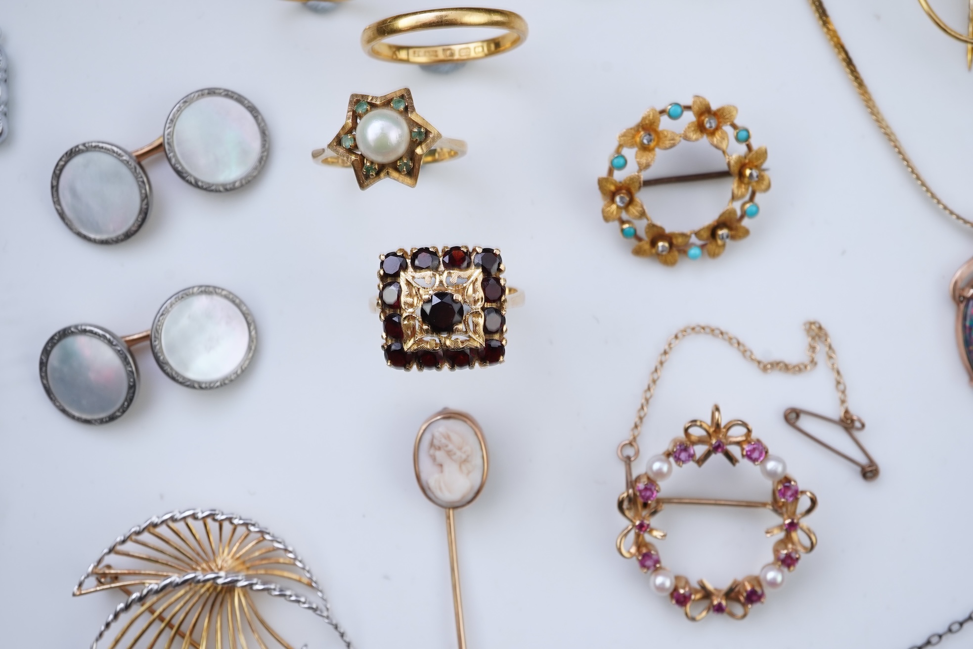 A large collection of jewels